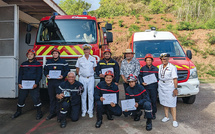 Éric Spitz en tournée dans les six îles des Marquises
