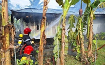 ​Une maison partie en fumée à Faaone