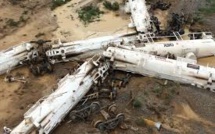 Australie: déraillement d'un train transportant 200.000 litres d'acide sulfurique
