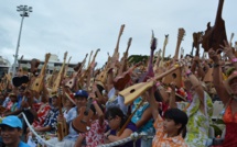 Avril 2015 dans le rétro : du record du monde de 'ukulele à la grève des urgences de Taravao