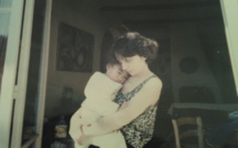 Un retour au fenua pour adopter un enfant à son tour