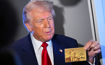 Trump présente la "gold card", visa permanent à 5 millions de dollars