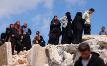 A Gaza, la Défense civile annonce dix morts dont sept enfants dans une frappe israélienne