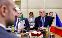 La France prône "fermeté" et "dialogue" face à l'Algérie
