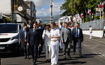 Chikungunya, cyclone... A La Réunion, les habitants témoignent de leurs difficultés à Macron