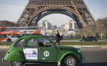 Pour rester magique, la 2CV touristique passe à l'électrique