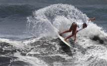 Ouverture du championnat de Tahiti  "Coca-Cola Teen Surf Session"
