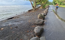 Des rochers contre les carbass à Hitia’a o te Ra