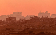 Mort d'humanitaires à Gaza: Israël accuse le Hamas d'"instrumentaliser la souffrance"