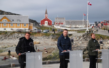 Macron au Groenland exprime la solidarité européenne et critique les visées de Trump
