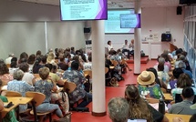 Salle comble pour la conférence sur les violences faites aux femmes