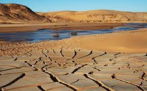 La Terre assoiffée absorbe de l'eau, ralentissant la montée des océans