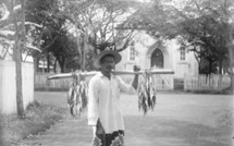Papeete d’antan : La place de la cathédrale