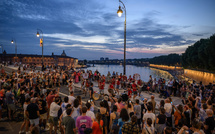 Fête de la musique: forte affluence, des piqûres et plus de 300 gardes à vue