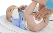 Encore trop de substances potentiellement dangereuses dans les cosmétiques pour bébés