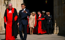 Tapis rouge et tour en calèche : Macron en visite d'Etat au Royaume-Uni