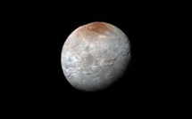 Charon, la plus grande lune de Pluton aurait eu un océan sous sa surface