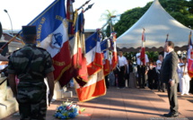 François Hollande au monument aux morts ce matin