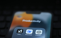 Trop ou pas assez d'IA? Les parents, angoissés, naviguent à vue