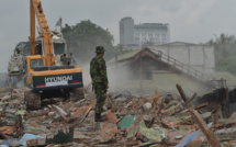 Indonésie: les autorités détruisent le quartier chaud de Jakarta