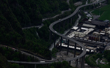 La roche reste instable au lendemain d'un éboulement mortel en Haute-Savoie
