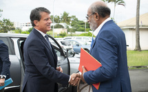 Manuel Valls quitte une Nouvelle-Calédonie à l'avenir toujours incertain