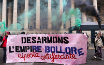 "Extrême droite", "cible sur nos vies": audiovisuel public et médias Bolloré sortent le lance-flammes