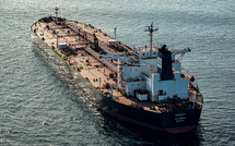 Pétrolier intercepté en France: Macron appelle à "accroître la pression" sur la flotte fantôme russe