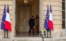 Démission de Lecornu : Macron sous pression pour réagir