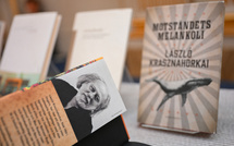 Le Nobel de littérature décerné au Hongrois Laszlo Krasznahorkai, le "maître de l'apocalypse"