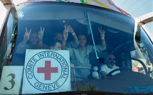 Jour de fête à Ramallah à l'arrivée de centaines de Palestiniens libérés des prisons israéliennes