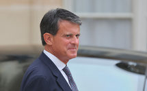Outre-mer: Valls "regrette de ne pas pouvoir terminer" son action