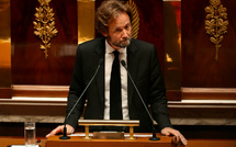 Budget 2026: le PS fait le "pari" du débat dans l'hémicycle plutôt que la censure immédiate, annonce Vallaud