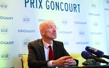 Le Goncourt attribué à Laurent Mauvignier pour "La maison vide"