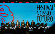 A Salvador, Macron plaide pour "un triangle amoureux" entre Europe, Brésil et Afrique