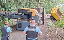 Sauvetage de camion réussi à Afaahiti