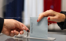 Municipales: le RN et LFI à l'offensive, LR et macronistes profil bas