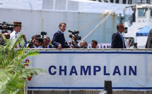 Après l'île Maurice, Macron met le cap sur l'Afrique du Sud