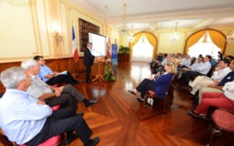 Rencontre du gouvernement avec les conseillers du commerce extérieur de la France