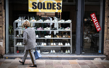 Le lancement des soldes refroidi par la météo hivernale