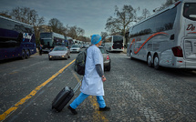 Des centaines de médecins libéraux s'exilent symboliquement en Belgique