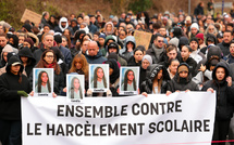 "Prendre au sérieux les harcelés": foule à la marche pour Camélia qui s'est suicidée
