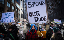 Etats-Unis: Une manifestation pacifique contre l'expulsion d'un enfant dispersée au gaz lacrymogène