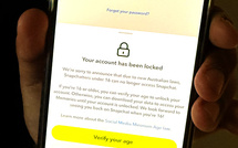 "C'est super mais..." : parents et ados partagés sur l'interdiction des réseaux sociaux