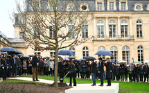 Macron rend hommage à Ilan Halimi, prône des peines plus lourdes contre l'"hydre antisémite"