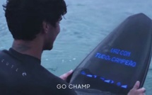 Samsung lance une planche de surf connectée avec un écran intégré