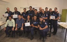 14 mutoi sortent des bancs de l'école