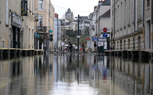 Lente décrue dans une partie de l'Ouest