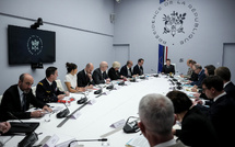 Iran: la France va rehausser sa "posture" militaire dans le Golfe