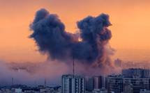 L'Iran de nouveau cible de frappes d'ampleur dans une guerre qui ne faiblit pas